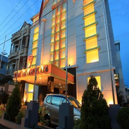 Hotel Tarakan Plaza Extérieur photo