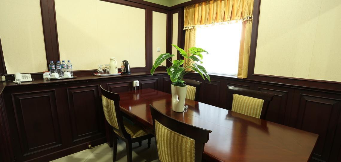 Hotel Tarakan Plaza Extérieur photo