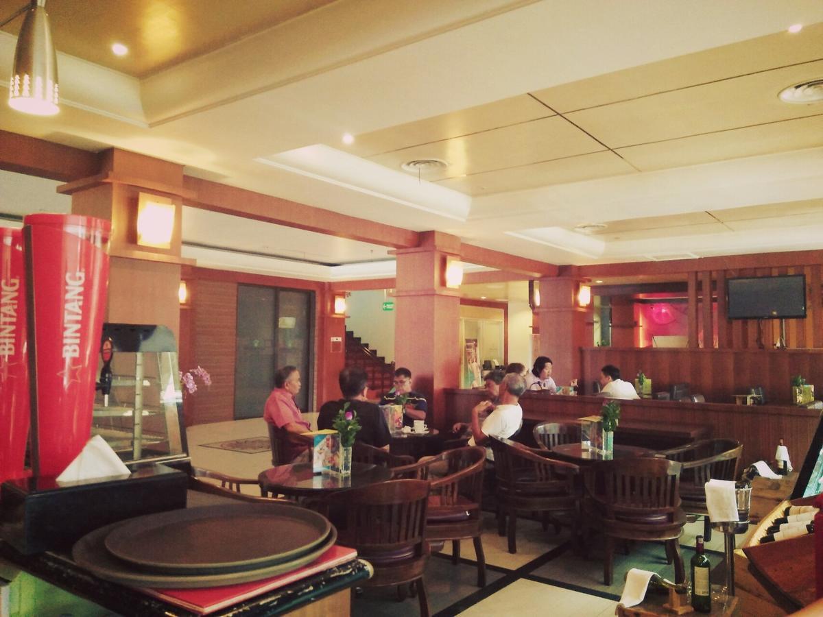 Hotel Tarakan Plaza Extérieur photo