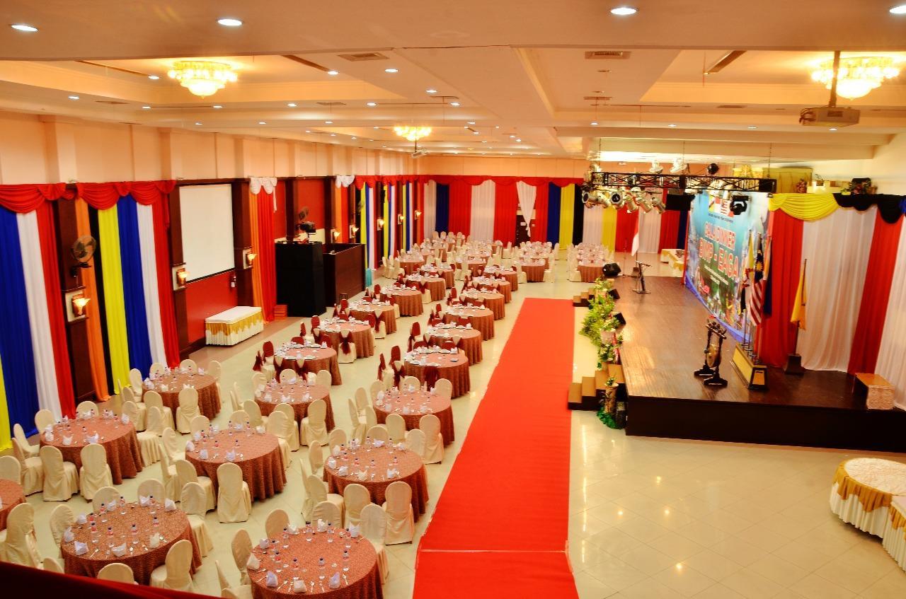 Hotel Tarakan Plaza Extérieur photo