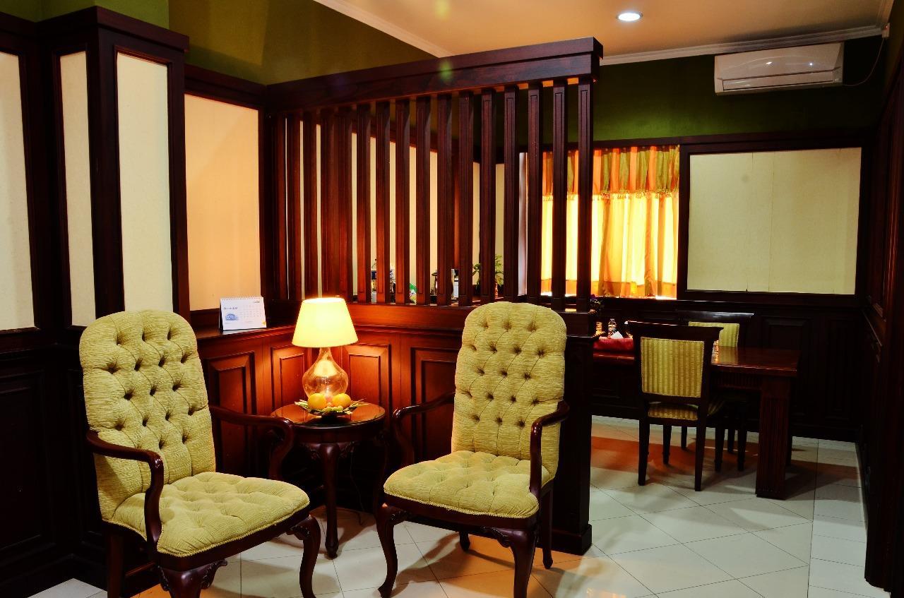 Hotel Tarakan Plaza Extérieur photo
